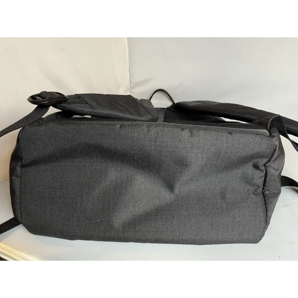 Thule Lithos Unisex Backpack 16L Alaska Black Laptop Bag Work Travel Organizer